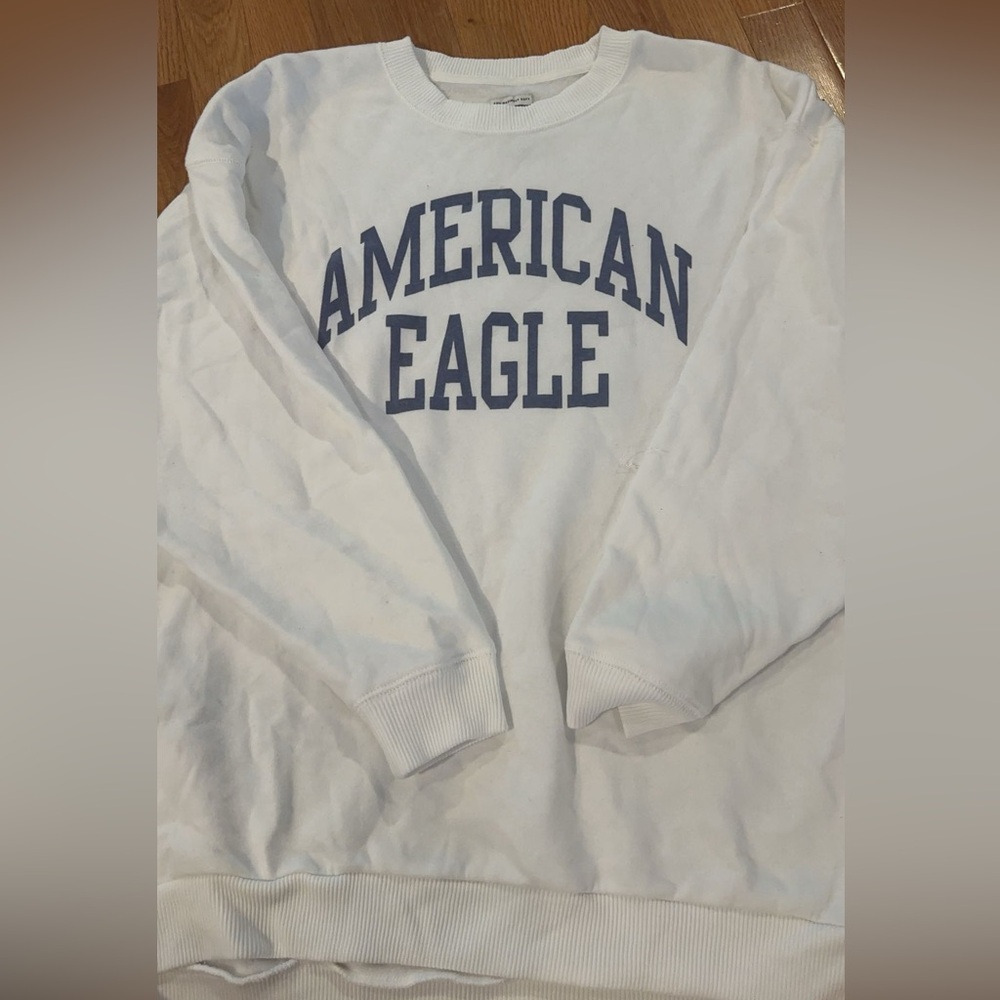 American eagle crewneck